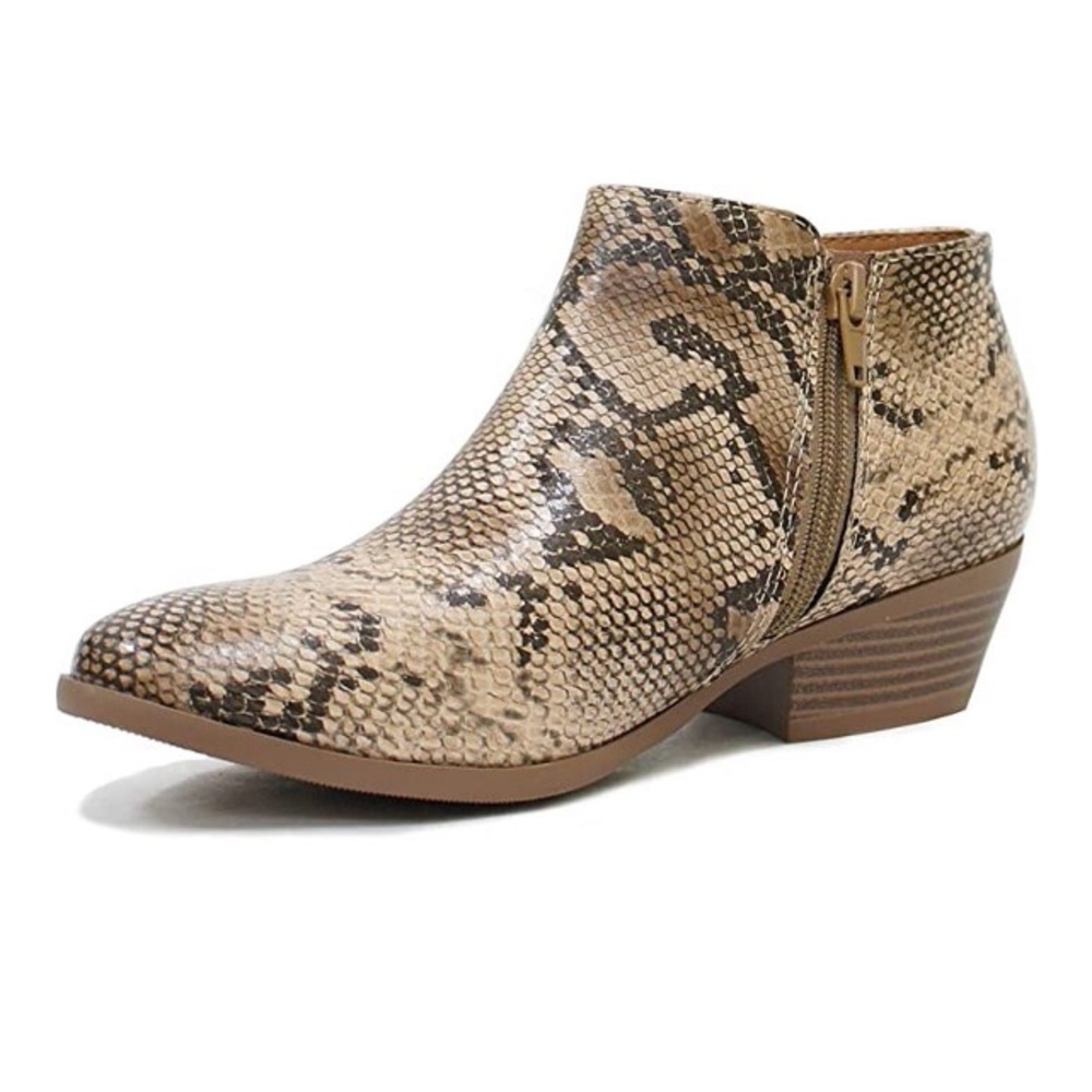 Soda Mug Python Pointed Closed Toe Block Heel Ankle Booties (Python, 6)